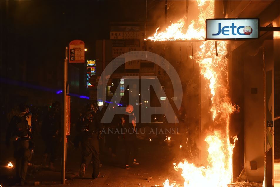 AA ndjek nga afër protestat në Hong Kong
