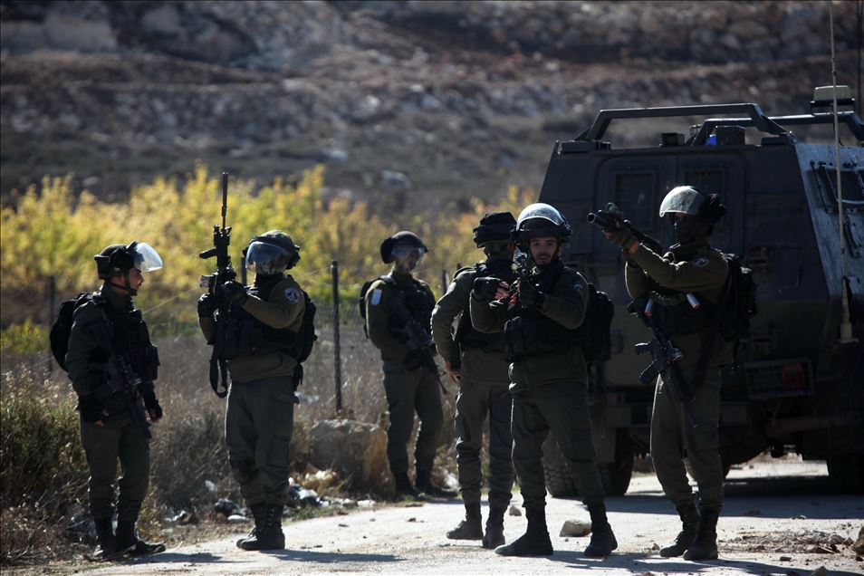 الجيش الإسرائيلي يهدم منزليْن جنوبي الضفة