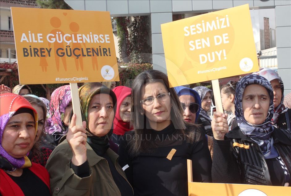 Kadına Yönelik Şiddete Karşı Uluslararası Mücadele ve Dayanışma Günü
