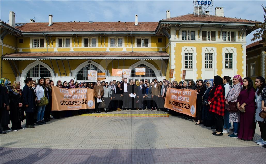 Kadına Yönelik Şiddete Karşı Uluslararası Mücadele ve Dayanışma Günü
