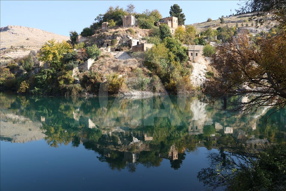 "Sakin şehir" Halfeti, sonbaharda ziyaretçilerini büyülüyor