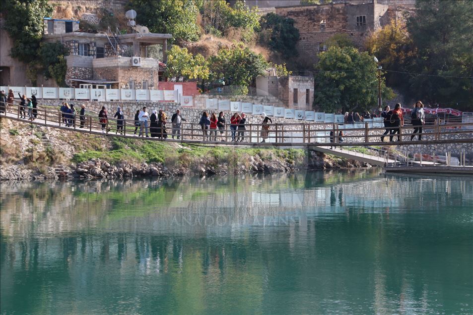 En automne, Halfeti, “la ville calme”, enchante les visiteurs