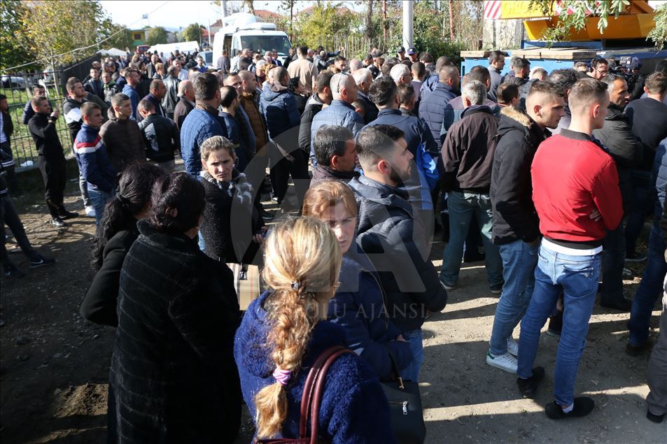 Operacionet e kërkim-shpëtimit Thumanë