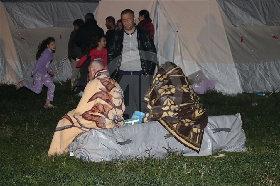 Turqia vazhdon të ndihmojë viktimat e tërmetit në Shqipëri