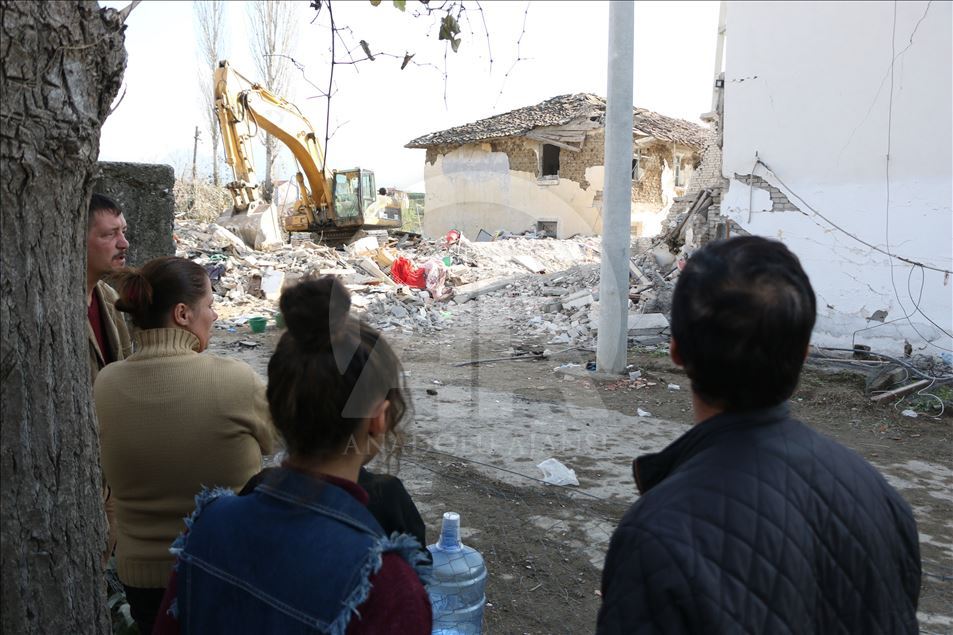 Operacionet e kërkim-shpëtimit Thumanë