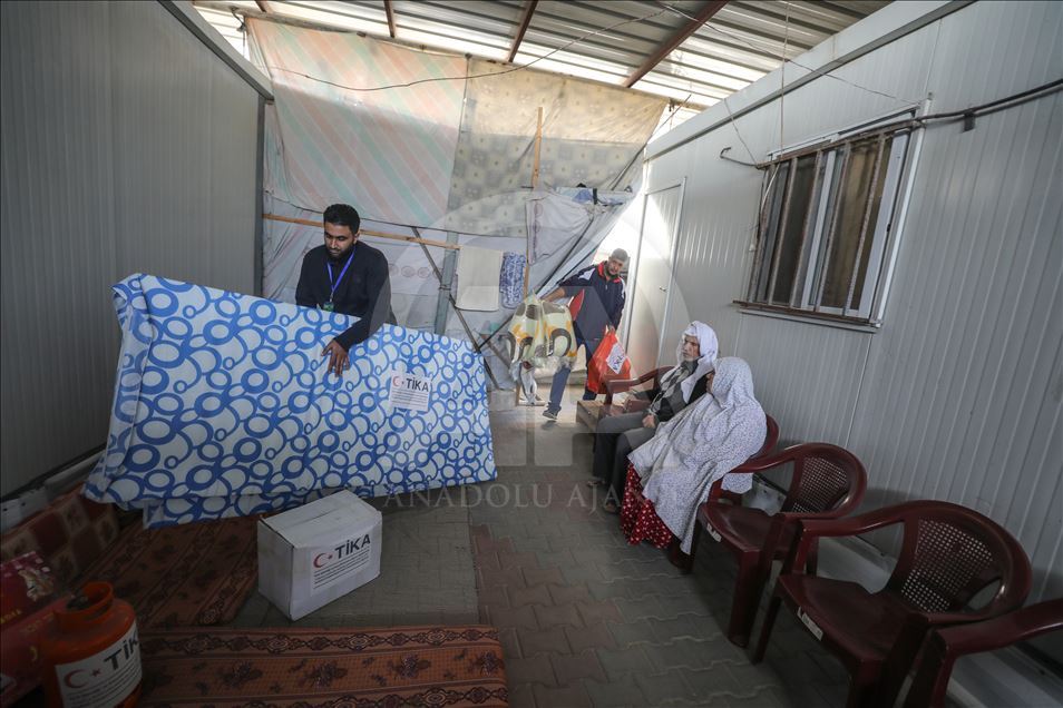 TİKA'dan İsrail'in son Gazze saldırısında zarar gören 1100 aileye yardım 
