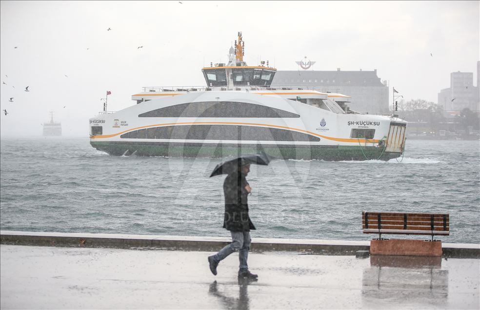 بارش باران در استانبول
