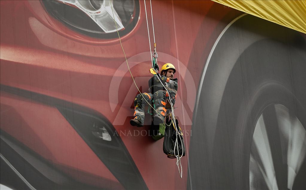 Greenpeace activists protest in Madrid on Black Friday