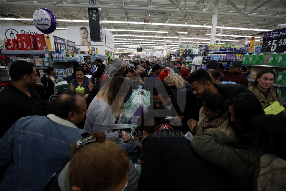 "Black Friday" sales in New York