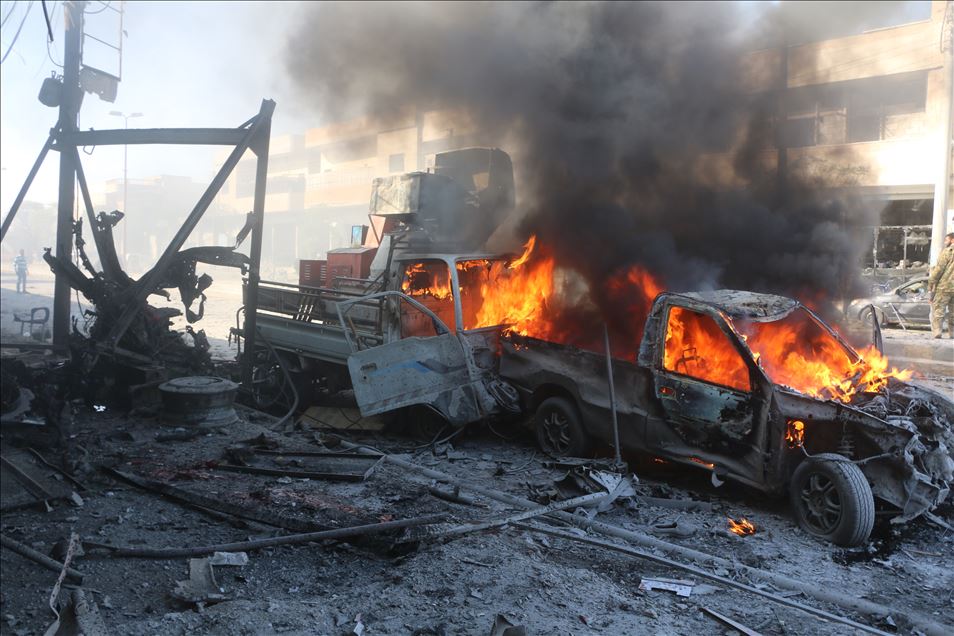 YPG/PKK, Tel Abyad’ın sanayi bölgesinde sivil halka bombalı araçla saldırdı
