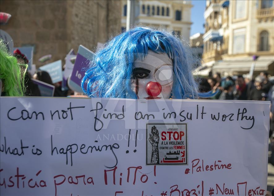 Túnez: Marcha contra la violencia contra las mujeres