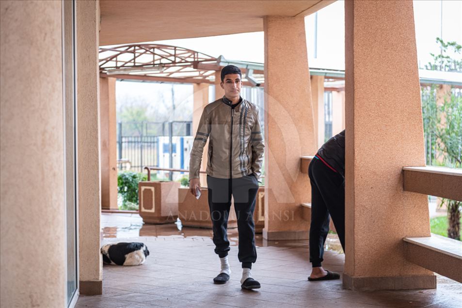 Život u migrantskom kampu nadomak Podgorice: Uslovi više nego dobri, izbjeglice zavoljele Crnu Goru