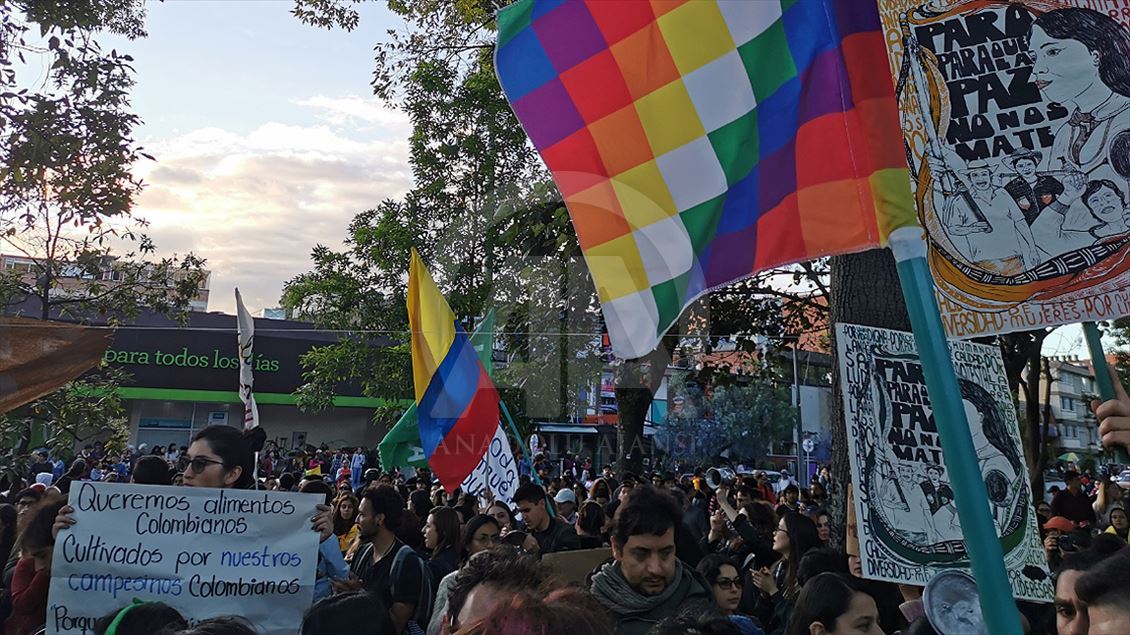 Kolombiya'da protestolar sürüyor