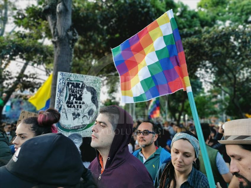 Kolombiya'da protestolar sürüyor