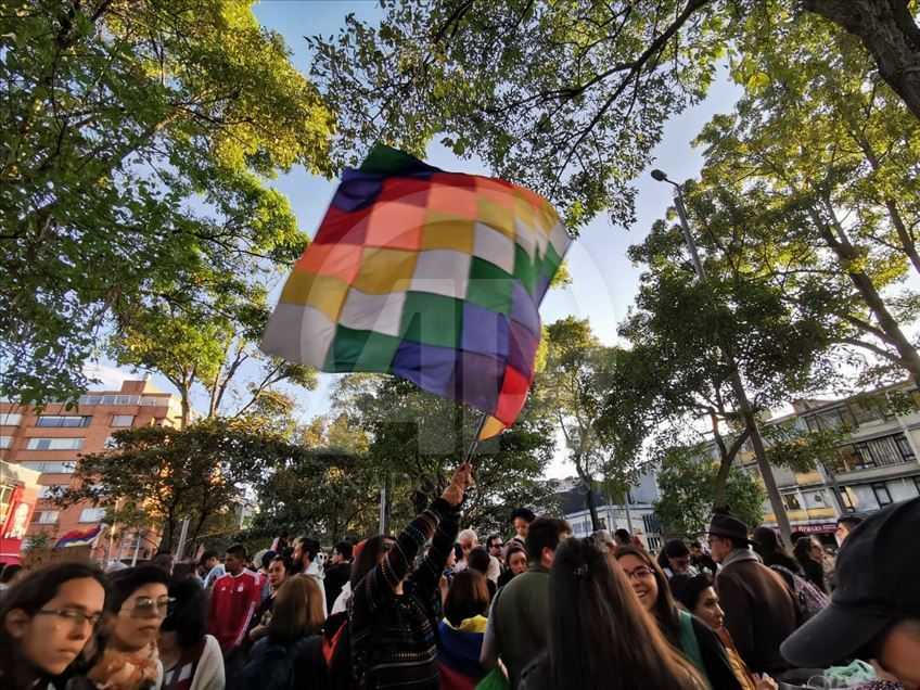 Kolombiya'da protestolar sürüyor