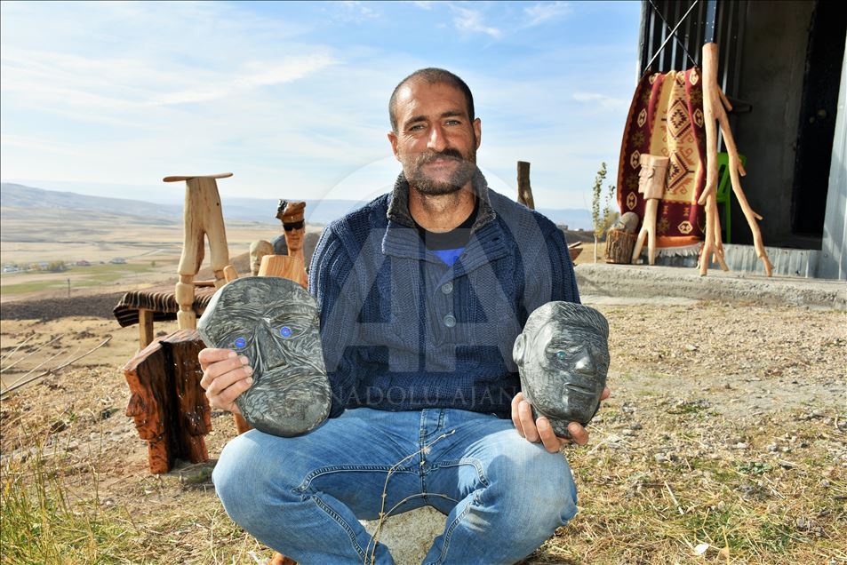 "Heykeltıraş çoban"ın hayali sergi açmak