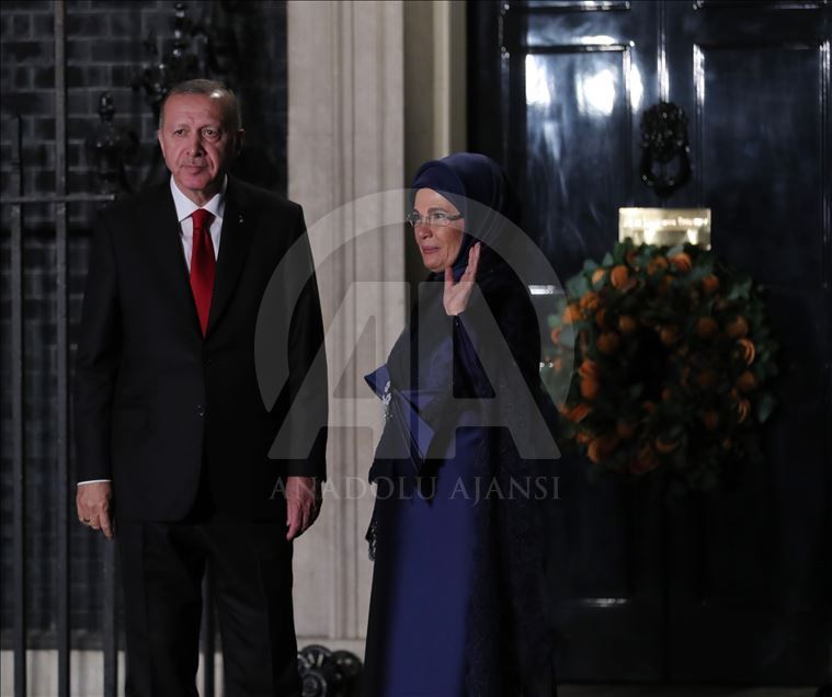 Erdoğan, İngiltere Başbakanı Johnson tarafından liderler onuruna verilen yemeğe katıldı