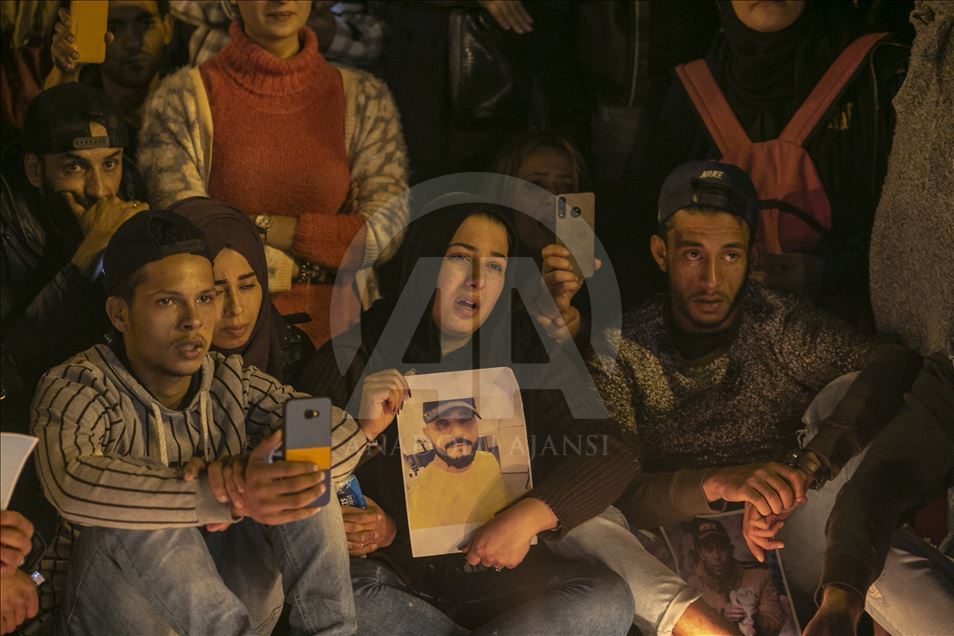 تأبين ضحايا الحافلة التونسية