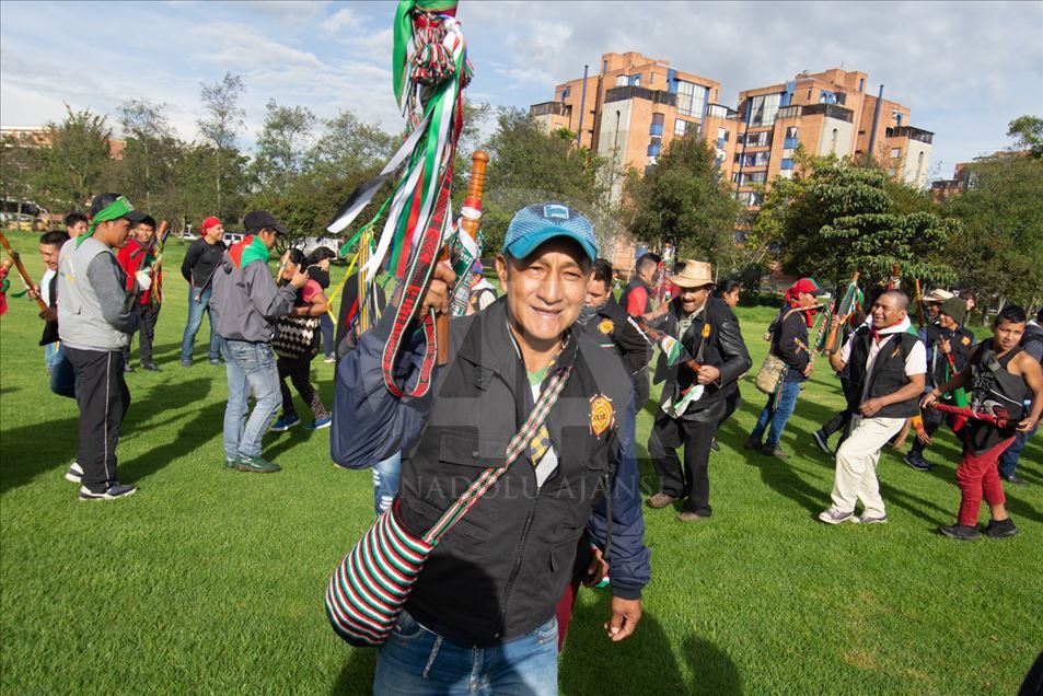 La Guardia Indígena de Colombia continúa llegando a Bogotá para apoyar el paro nacional