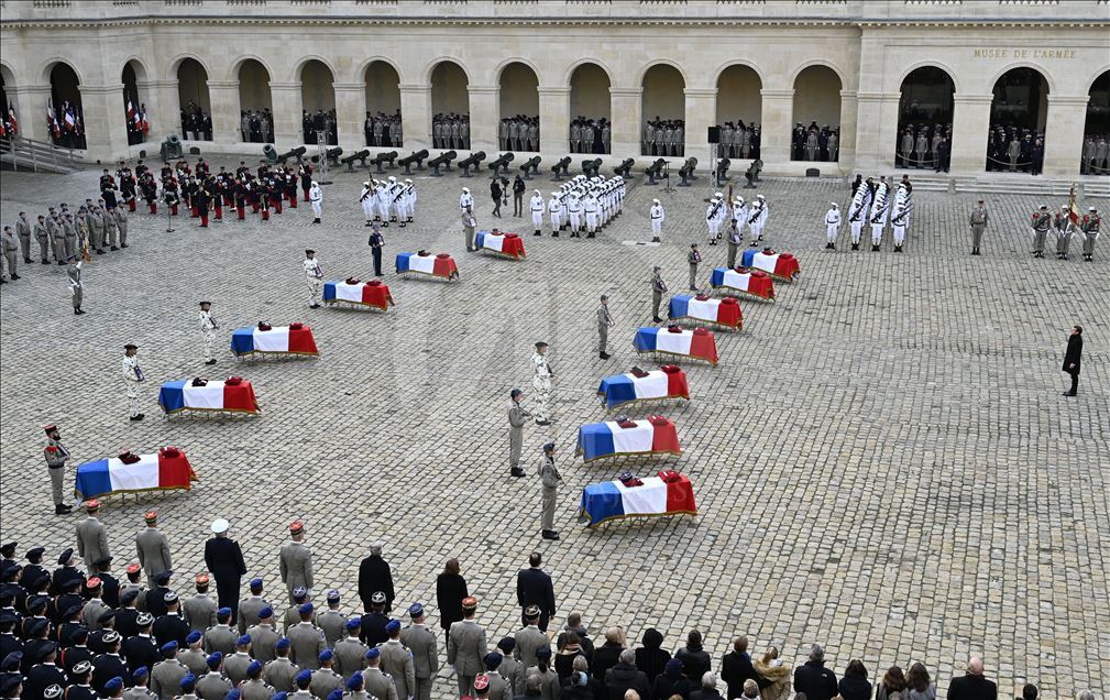 Tribute ceremony to the 13 French soldiers died in Mali