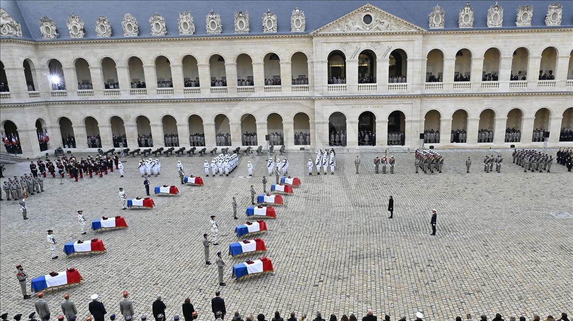 Tribute ceremony to the 13 French soldiers died in Mali
