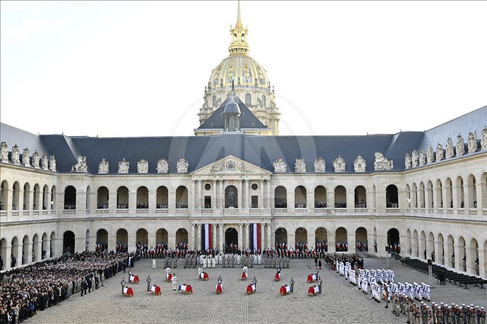 Tribute ceremony to the 13 French soldiers died in Mali