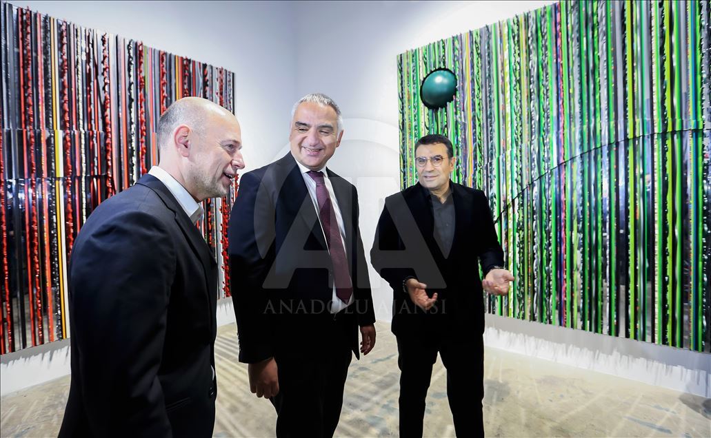 Ahmet Güneştekin'in "Hafıza Odası" sergisi açıldı
