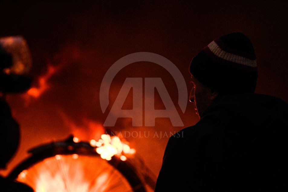 Fuertes choques entre manifestantes y policía en París