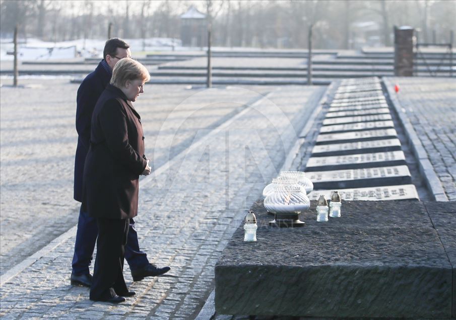 La Canciller Alemana, Angela Merkel, asiste al aniversario de la Fundación Auschwitz