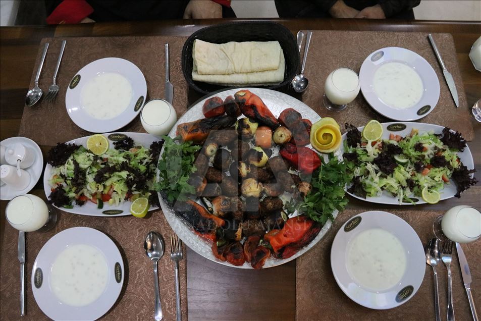 Kebaba pîvazê ya Rihayê temeke xweş di devê mirov da dihêle