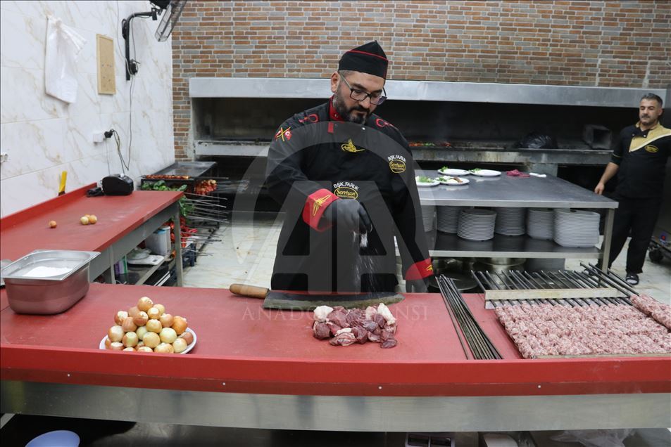 Kebaba pîvazê ya Rihayê temeke xweş di devê mirov da dihêle