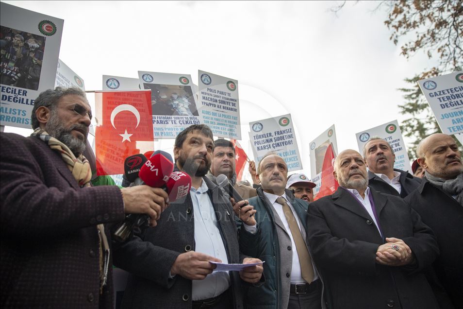 Photographe de l'AA blessé à Paris: Des syndicats manifestent devant l'ambassade de France à Ankara