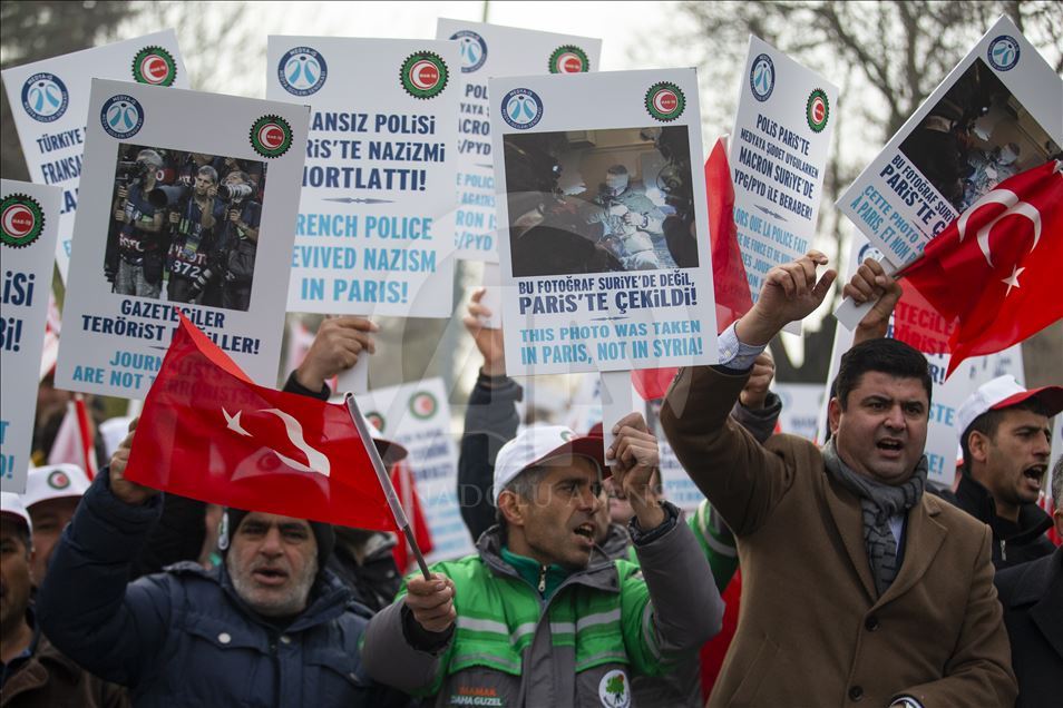 Photographe de l'AA blessé à Paris: Des syndicats manifestent devant l'ambassade de France à Ankara