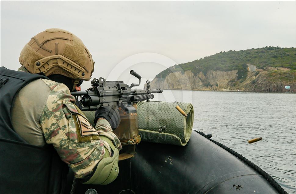 Подготовка бойцов морского спецназа Турции в объективе АА