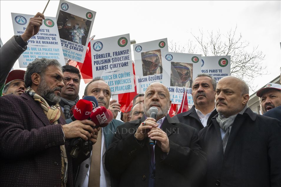 Photographe de l'AA blessé à Paris: Des syndicats manifestent devant l'ambassade de France à Ankara