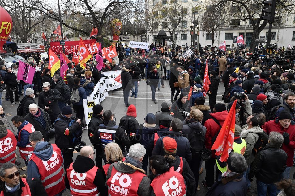 National general strike in Paris