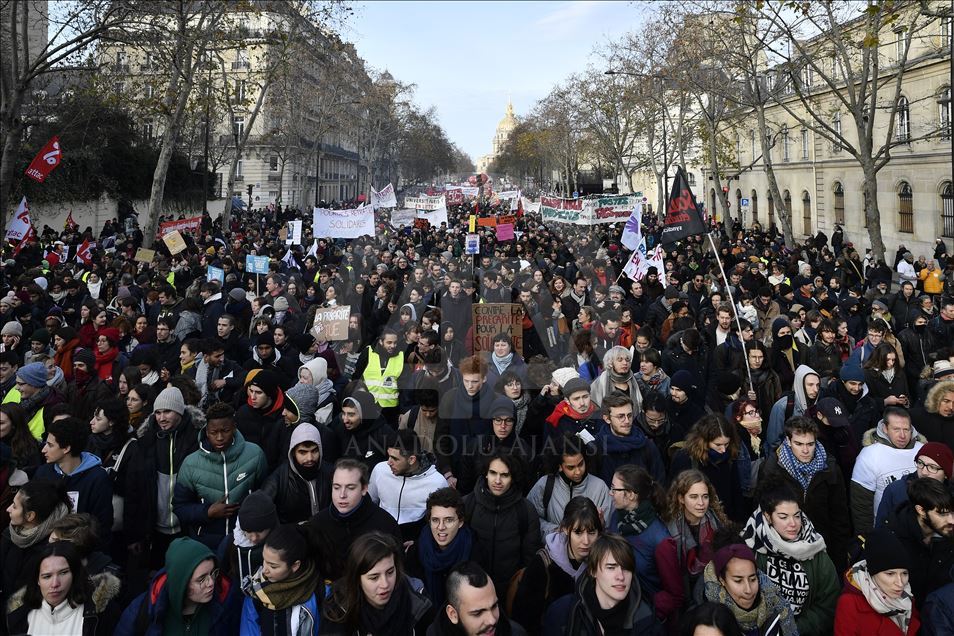 National general strike in Paris - Anadolu Ajansı