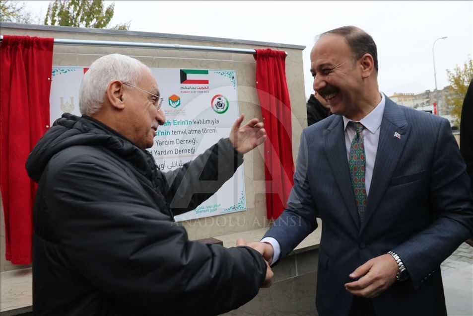 كويتيون يعتزمون إنشاء مدرستين في شانلي أورفة التركية وتل أبيض السورية
