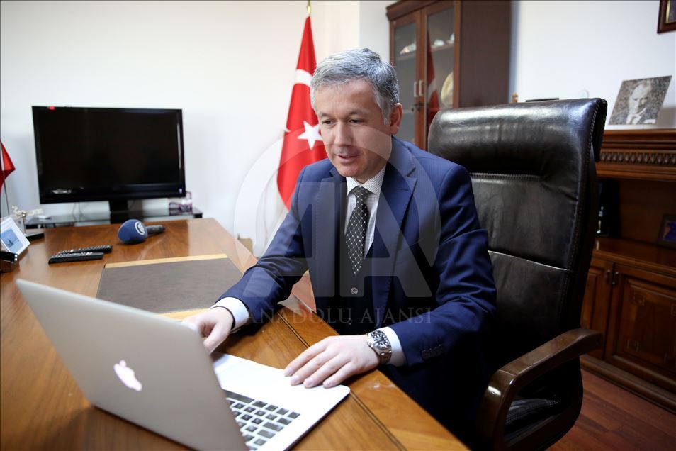 دهنگدان لهسهر فۆتۆكانی ئاژانسی ئانادۆڵو