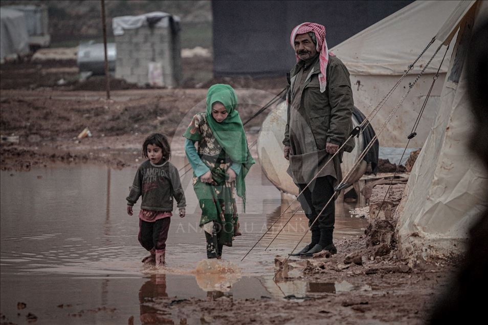 İdlib'deki şiddetli yağış