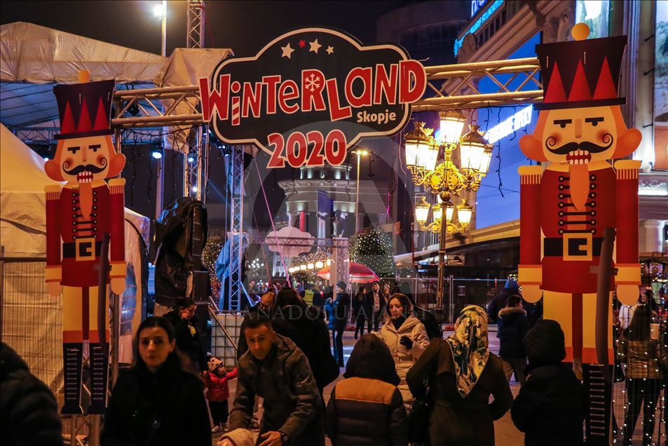 Atmosferë festive për festat e fundvitit në Shkup