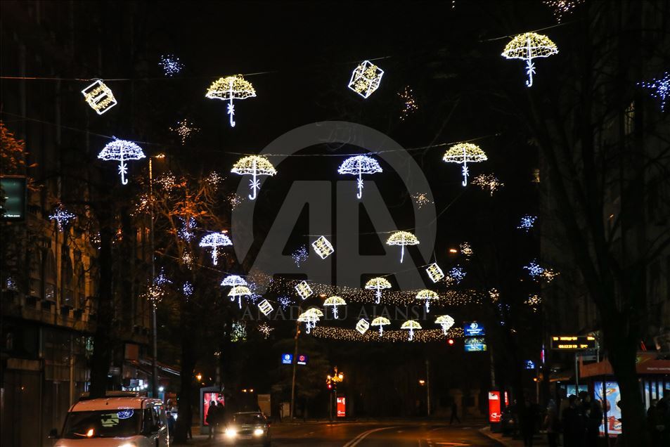 Atmosferë festive për festat e fundvitit në Shkup