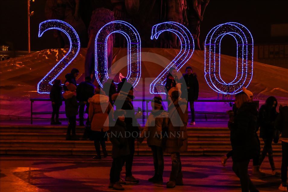 Atmosferë festive për festat e fundvitit në Shkup