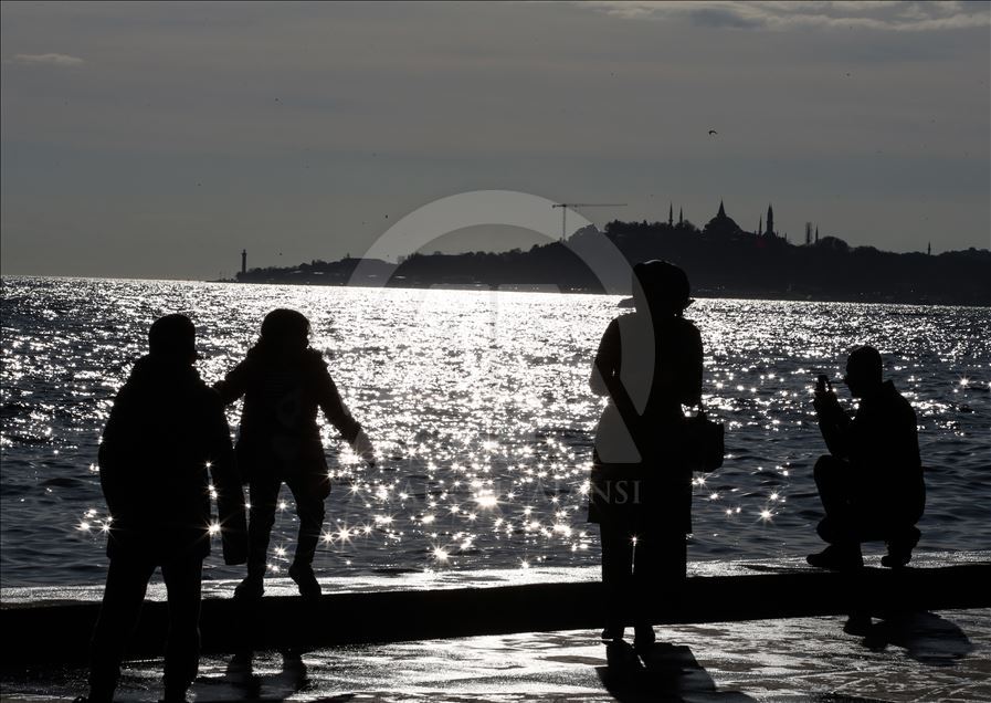 İstanbul'da güneşli gün