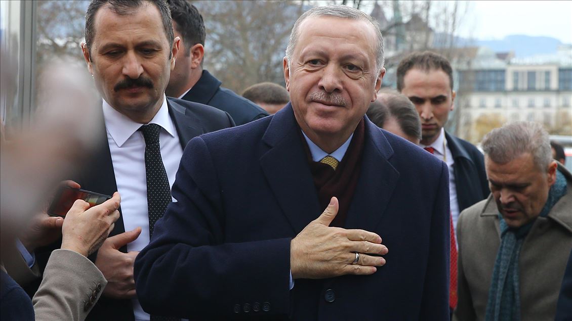 Cumhurbaşkanı Erdoğan'a İsviçre'de sevgi gösterisi