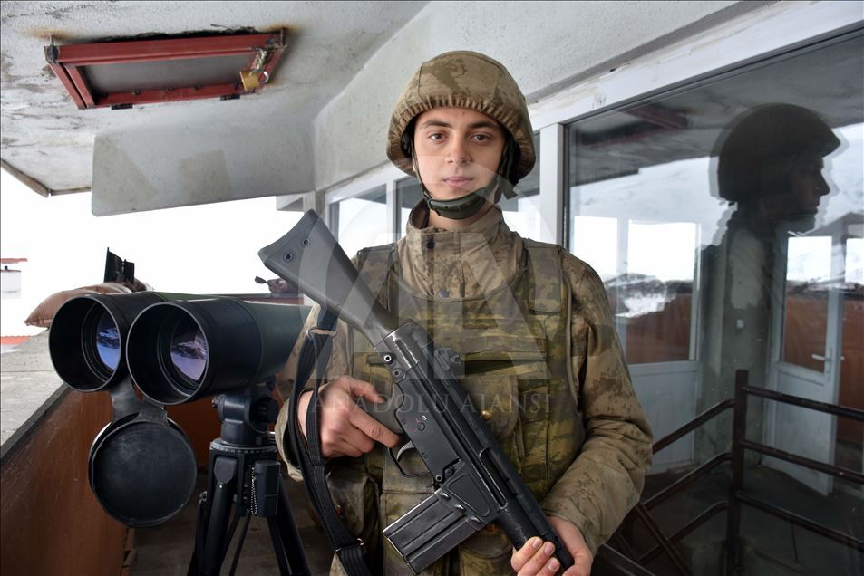 Jandarma kışın da teröristlere göz açtırmıyor