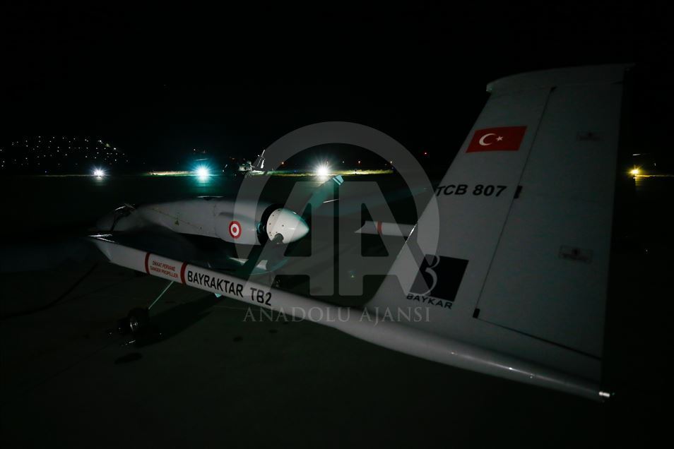 Türkiye'den KKTC Geçitkale Havalimanı'na ilk İHA havalandı