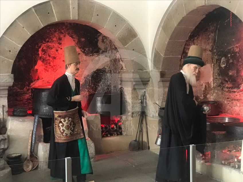متحف مولانا بقونيا.. رحلة الروح بعوالم التصوف