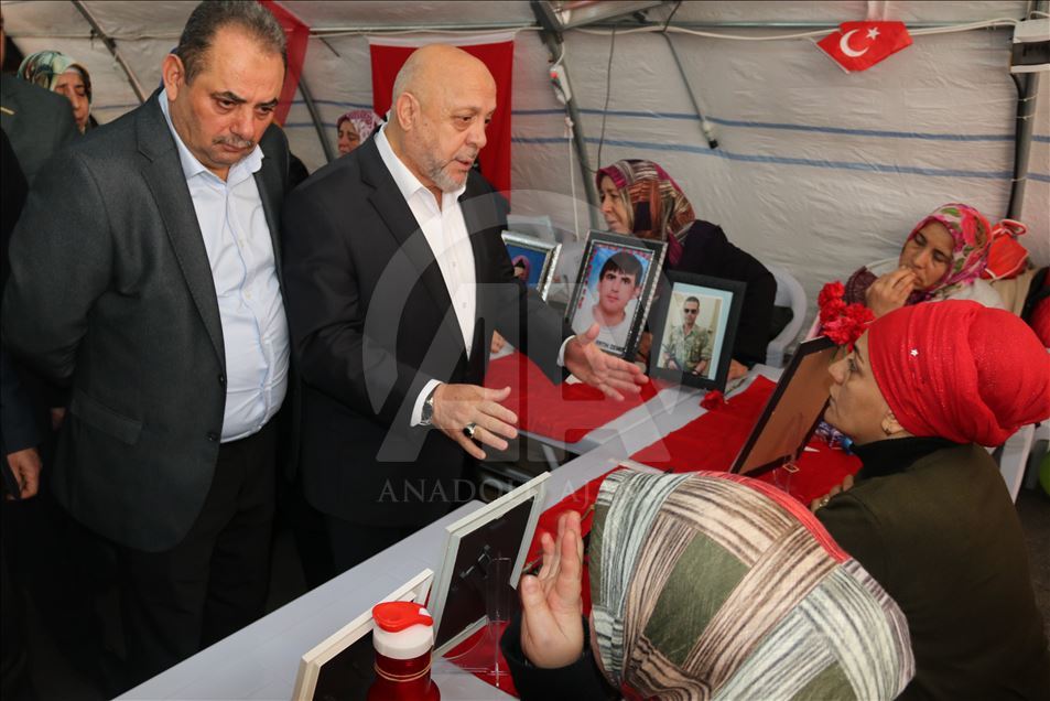 Hak-İş Genel Başkanı Arslan'dan Diyarbakır annelerine destek