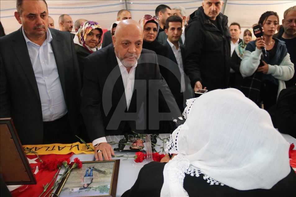 Hak-İş Genel Başkanı Arslan'dan Diyarbakır annelerine destek